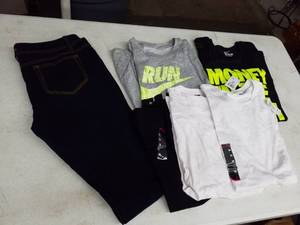 lot 25 image: Boys Clothing