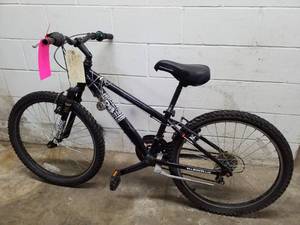 lot 40 image: Diamondback 78 Trail Bike