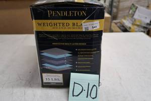 lot D10 image: Pendleton Quilted Weighted Blanket 48 x 72 Gray 15 lbs