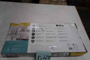 lot D43 image: shareShare save to favoritesSave to Favorites printPrint American Standard Fairbury Single-Handle Pull-Down Sprayer Kitchen Faucet in Stainless Steel