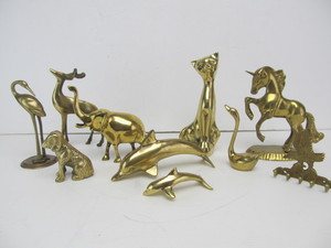 lot 203 image: Large Group of Solid Brass Animals