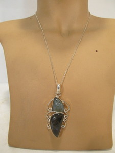 lot 190 image: Large Sterling Silver Pendant Necklace
