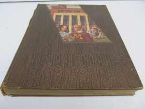lot 147 image: 1941 MN GOPHERS Yearbook