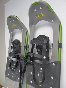 lot 138 image: Cabelas Snowy Range 30 Snow Shoes