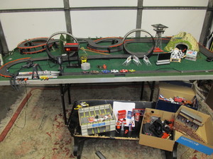 lot 8 image: Fully Functional Large Slot Car Layout wCars & Many Accessories