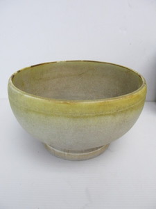 lot 237 image: Nice group of Mid Century etc Studio Art Pottery 