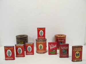 lot 253 image: Group of Vintage Advertising Tobacco Tins