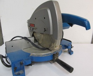lot 290 image: Working RYOBI 10 Miter Saw