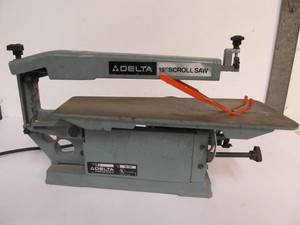 lot 291 image: Working DELTA 15 Scroll Saw