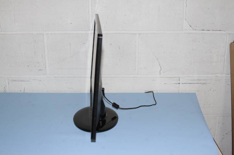 lot 34 image: Acer Full HD 1080p 21.5 Ultra Thin Widescreen LED Monitor & Power Supply