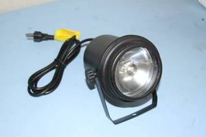 lot 81 image: Eliminator 30 Watt Pro Lighting Lightweight Plug & Play Pin Spot Light