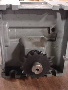 lot 28 image: Gear Reducer See photos