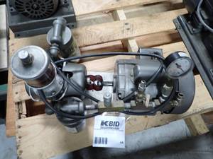 lot 44 image: Large Vaccum Pump