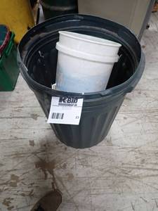 lot 23 image: 55 Gallon Trash Can Plastic