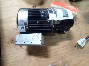 lot 101 image: BODINE GEARMOTOR 18 HP