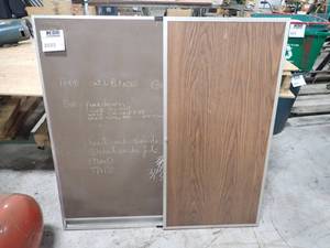 lot 119 image: Folding Chalkboard
