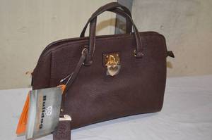 lot 100 image: Sportsman 233