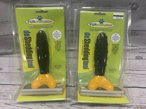 lot 6 image: Lot of 2 DogCat Deshedding Tools