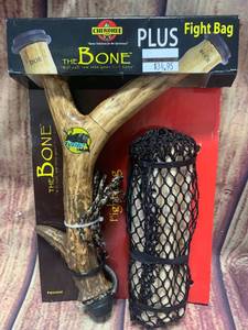 lot 24 image: The Bone Plus Fight Bag Hunting Call
