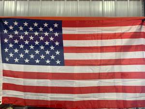 lot 26 image: United States of America Flag 3 x 5