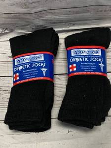 lot 120 image: 6 Pair Diabetic Socks