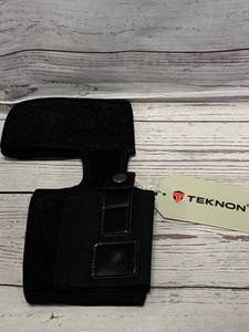 lot 126 image: Teknon Concealed Carry Ankle Holster
