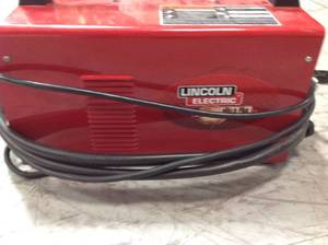 lot 22 image: Lincoln Electric 88 Amp Weld Pack HD Flux-Core Wire Feed Welder for Welding up to 18 in. Mild Steel, 115-Volt MISSING PCS CABLE