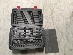 Husky Mechanics Tool Set (268-Piece) not used