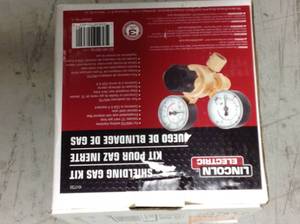 Lincoln Electric Shielding Gas Kit in good condition