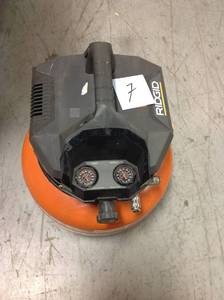 RIDGID 6 Gal. Portable Electric Pancake Air Compressor used in good condition