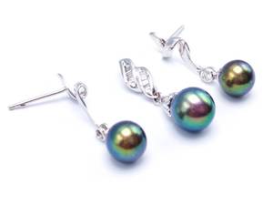 High-Quality Tahitian Black Pearl (Iridescent Peacock) and Diamond Estate Earrings and Pendant Set in 14k White Gold