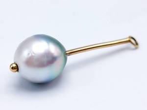 Mesmerizing Tahitian Black Pearl Modern Designed Estate Pendant on 14k Yellow Gold