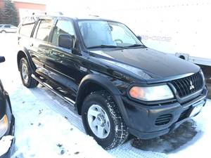 2002 Mitsubishi Montero LS AWD