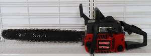 lot 9 image: Craftsman Chain Saw 20 in case