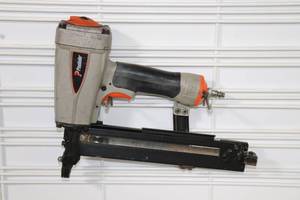 lot 34 image: Paslode 16 guage Utility Stapler