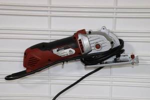 lot 43 image: Platinum RotoRazer Saw RZ200
