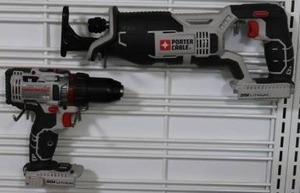 lot 62 image: Porter Cable 20 volt Combo Set