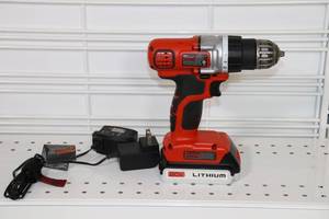 lot 63 image: Black and Decker 20 volt Drill LDX120
