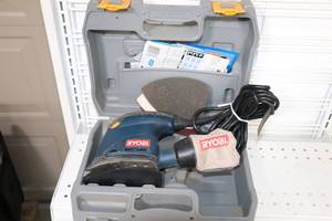 lot 65 image: Ryobi Sander CFS1502 in case