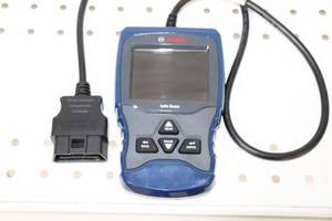 lot 85 image: Bosch AutoScan Tool OBD1150