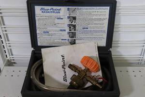 lot 87 image: Blue Point RADKITPLUS Vacuum Tester in case