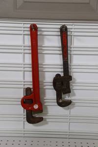 lot 109 image: (2) Pipe Wrenches