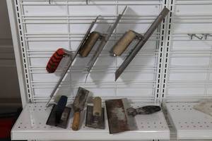 lot 112 image: Assorted Cement Hand Tools