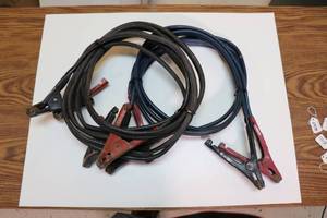 lot 140 image: 2 Pair Jumper Cables