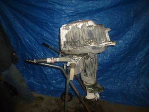 lot 5 image: Johnson Outboard 10 Hp