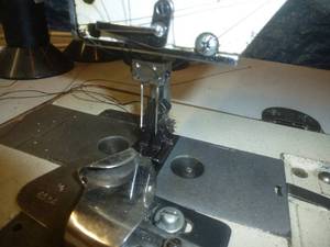 lot 17 image: Singer Commercial Double Needle Sewing Machine