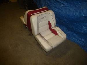 lot 33 image: Larson Double Seats Red & White