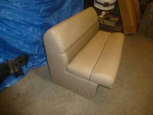 lot 40 image: Bennington Pontoon Base Couch 44