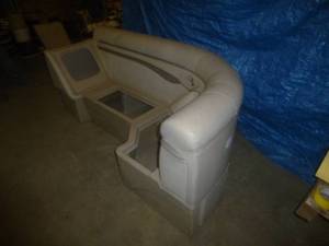 lot 45 image: Bennington Pontoon Corner Base 74