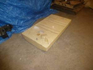 lot 61 image: Fuel Tank 31 Gallon